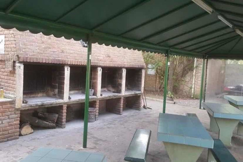 Departamento 3 Amb C/cochera Y Piscina En B. Cerrado