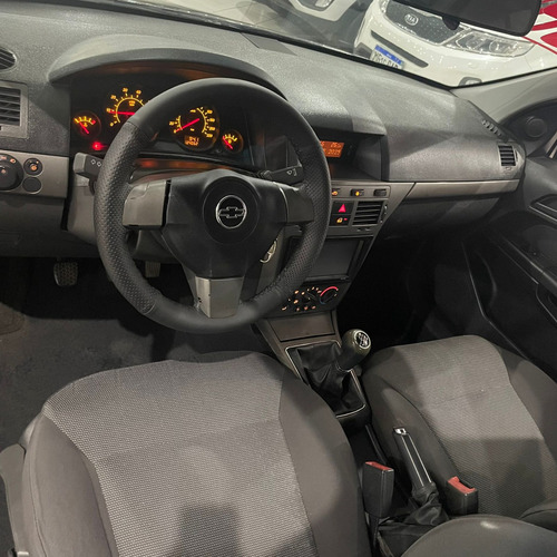 Chevrolet Vectra 2.0 MPFI EXPRESSION 8V FLEX 4P AUTOMÁTICO