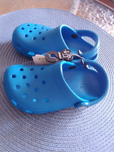 Crocs Azul Talle 24-25