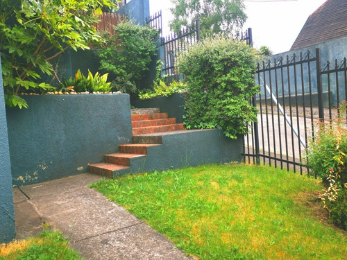 Imagen 2 de 15 de Casa Esquina Lomas De Mirasur Con Potencial Comercial.