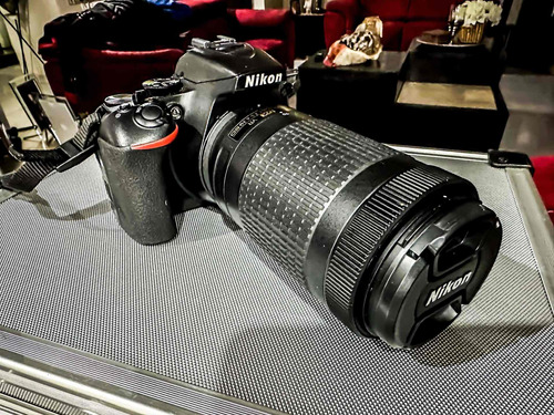 Cámara Nikon D5600 (canon, Sony, Etc)