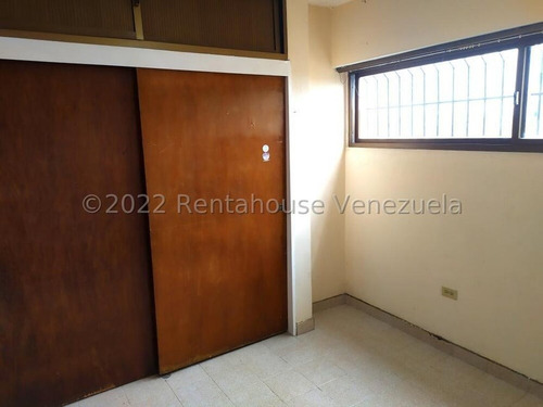 Sp Espacioso Y Fresco Apartamento En Alquiler Zona Este Barquisimeto Lara, Venezuela. 93 M²