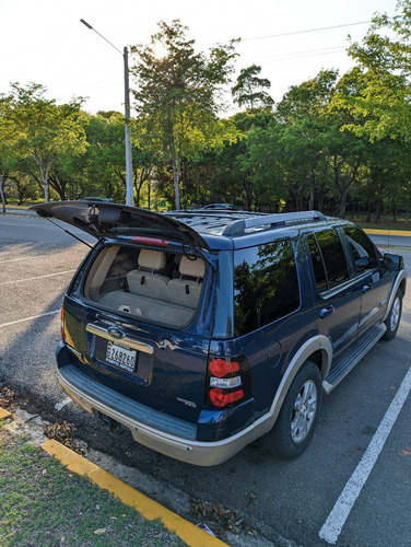 Imagen 4 de 10 de Ford Explorer
