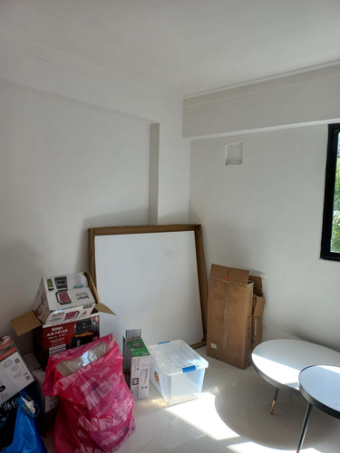 Moderno 3er Piso En Palmas De Alma Rosa , Acceso Rapido Carrertera Mella, San Vicente Y Demas ( Linea Del Metro)