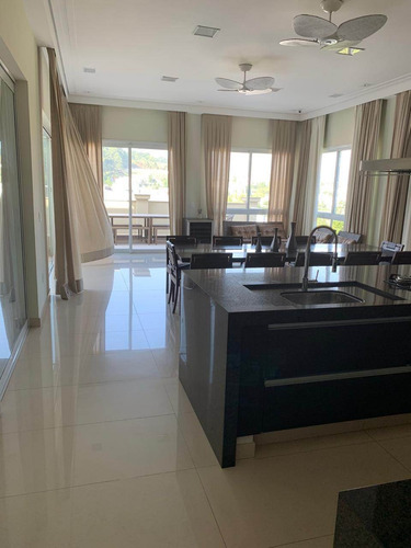 Villa Solaia | Casa | Venda | Piscina Aquecida | Piso Aquecido | 2 Escritórios | Salão De Festas Gourmet - Cnc1023