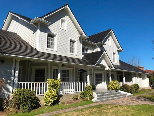 Casa En Venta En Mapuche