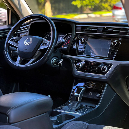 SsangYong Korando GLX 1.5 AT
