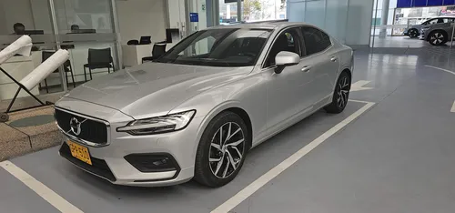 Volvo S60 T4 Momentum 2020