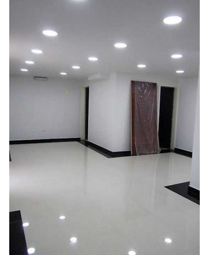 Se Vende Edificio 1799m2 Las Mercedes 6419