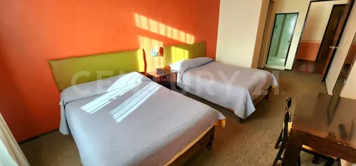 Oportunidad, Hotel Ubicado A Un Costado Del Teatro Calderón Y Catedral