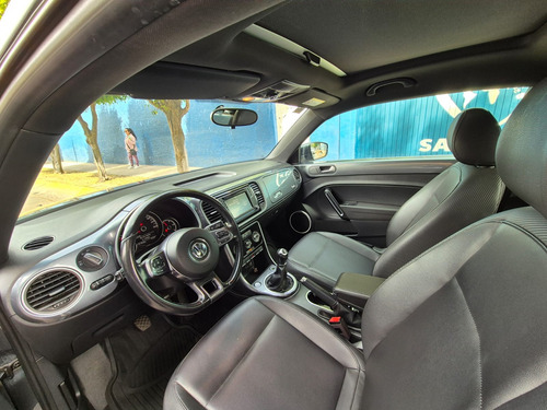 Volkswagen Beetle 2.5 Sportline Mt