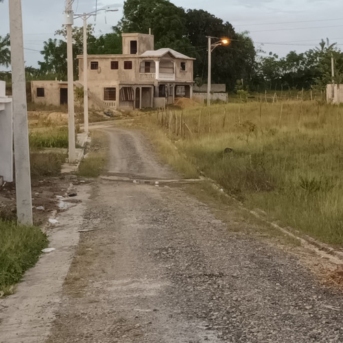 Imagen 12 de 12 de Solar A La Venta Con Su Títulos Deslindados / Económicos Con Facilidades De Pago En Villa Mella