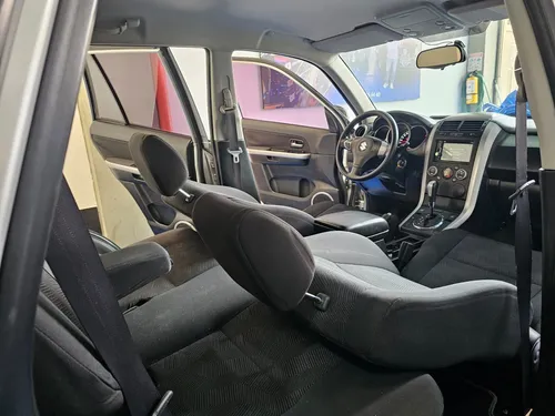 Suzuki Grand Vitara 2.4 4x2 Automática