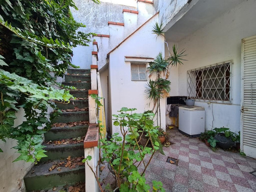 Imagen 6 de 11 de Lote Con Casa Reciclar En Lo Mejor De Arroyito