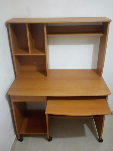 Mueble Para Computadora Madera