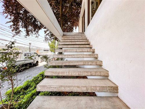 Local Comercial En Venta En Vitacura