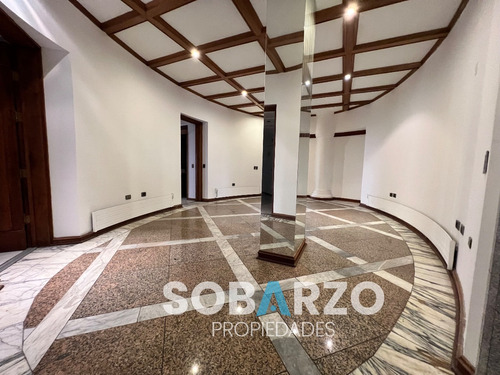 Exclusivo Penthouse En El Corazón De La Ciudad