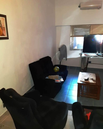 Imagen 2 de 14 de Venta De Casa Con 3 Dormitorios En Bernal