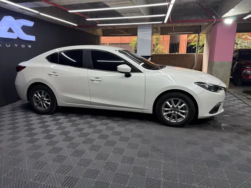Mazda 3 2.0 Prime