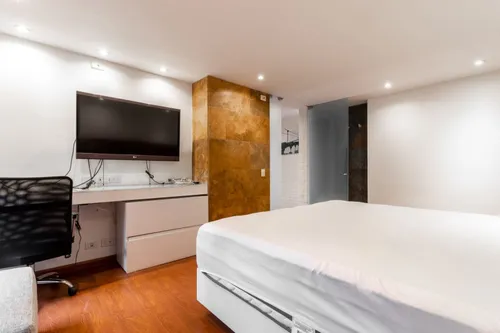 Apartamento En Arriendo En Los Rosales. Cod A22972