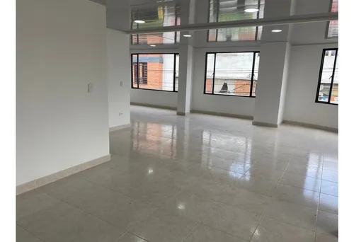 Local En Venta De 360 Metros, Barrio La Fraguita