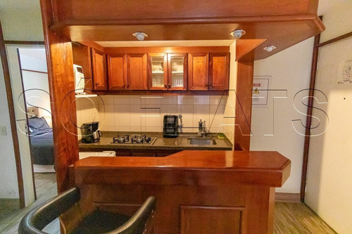 Imagem 4 de 15 de Flat Estilo Residencie, A Poucos Metros Da Av. Faria Lima E Nove De Julho - Sf30227