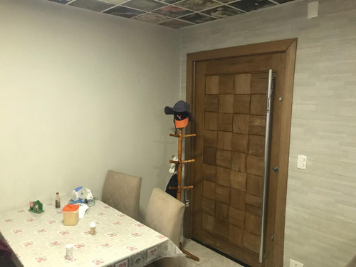Reformada A Pouco Tempo, Com Banheira E Ar Condicionado