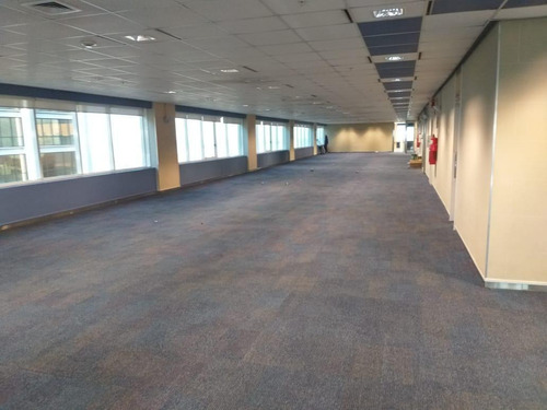 Imagen 2 de 21 de Oficina 1310 M2 Con 18 Cocheras - Torre Laminar Plaza - Catalinas