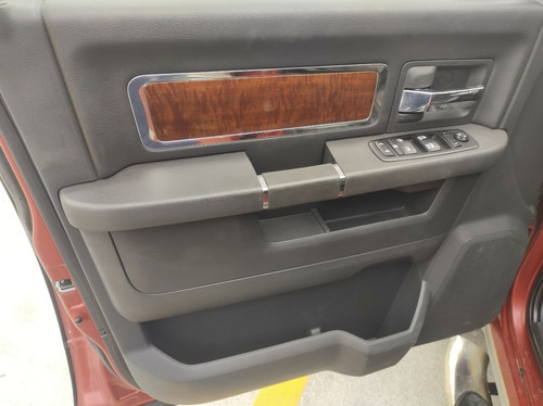 Imagen 4 de 14 de Dodge Ram 1500 Laramie 4x2 Doble Cab Mod.2010