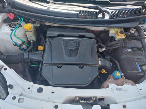 Fiat Palio 1.6 16v Sporting Flex 5p