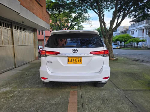 Toyota Fortuner 2.8l
