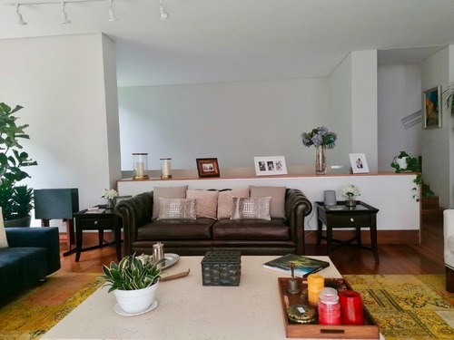 Imagen 2 de 25 de Venta Divina Casa En Condominio, San Ángel
