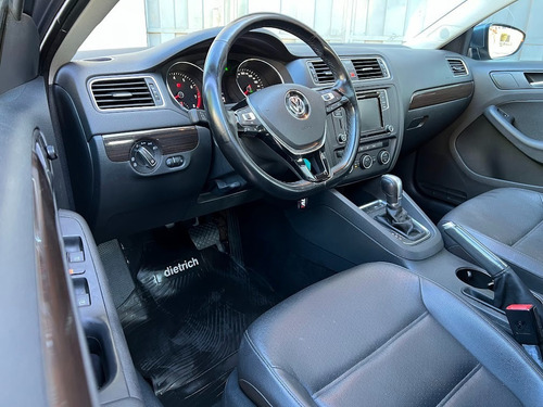 Imagen 17 de 25 de Volkswagen Vento Highline 1.4t Dsg 2018 / Unico Dueño