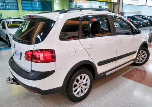 Imagem 7 de 12 de Volkswagen Space Cross 1.6 2013 Completo E **sensor De Ré**