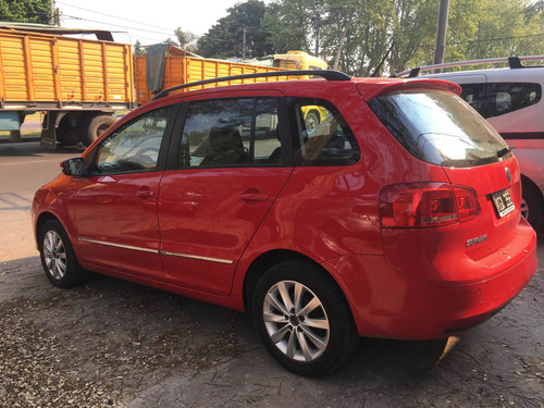Volkswagen Suran 1.6 Highline 101cv 11c 2011