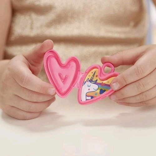 Imagem 4 de 6 de Boneca Baby Alive Bebê Festa De Presentes Loira Hasbro E8719
