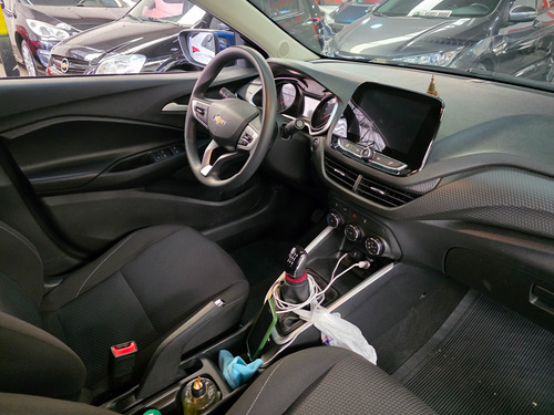 Chevrolet Onix plus 1.0 Lt 2 4P