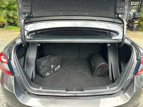 Mazda 2 1.5 Grand Touring Lx Sedan