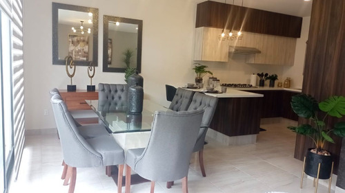 Casas En Venta En Altos Del Marques, 3 Recamaras, Zona El Campanario.