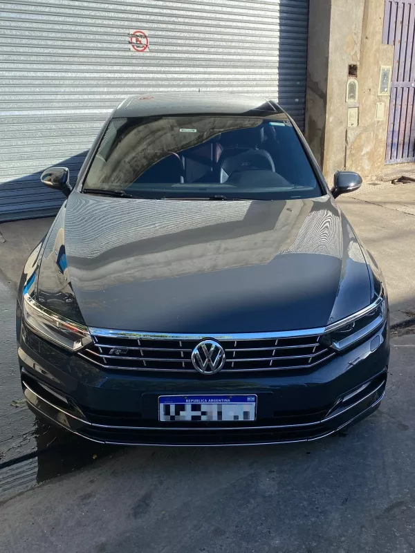 Volkswagen Passat 2.0 Tsi R-line 220cv