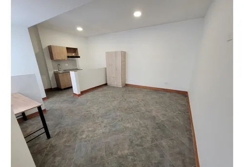 Se Arrienda Apartaestudio En Laureles 303