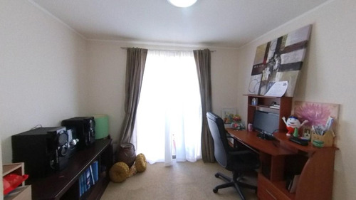 Hermosa Casa Sector Los Pinos, 4d, 2b, 206m2