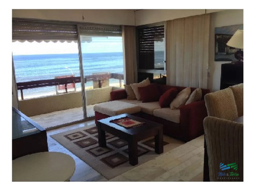 En Venta!!! Primera Línea Con Vista Franca Al Mar, Playa Mansa.