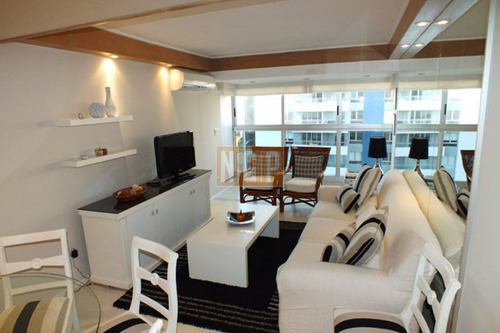 Divino Impecable Con Servicios- Ref: 14439