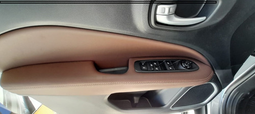 Imagen 11 de 15 de Fiat Toro Ranch 2.0 Turbo 4x4 Diesel Ld