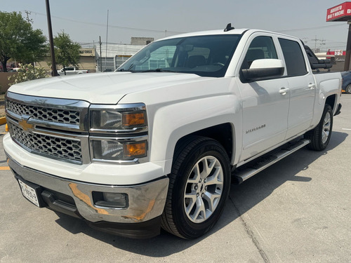 Chevrolet Silverado 1500 4x2 Doble Cab V8 5.3L.