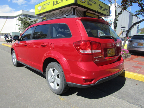 Imagen 7 de 15 de Dodge Journey Se