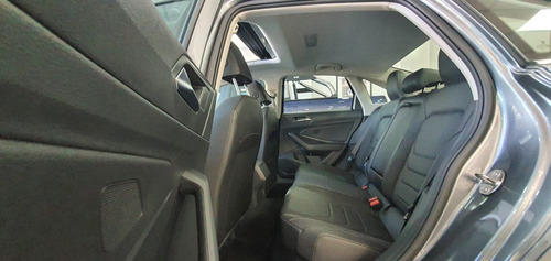 Imagen 17 de 25 de Volkswagen Vento Highline 250 Tsi At My21 0 Km #22
