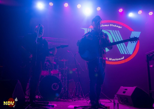 Demo Vintage Show En Vivo Covers Rock Nacional Banda Musica