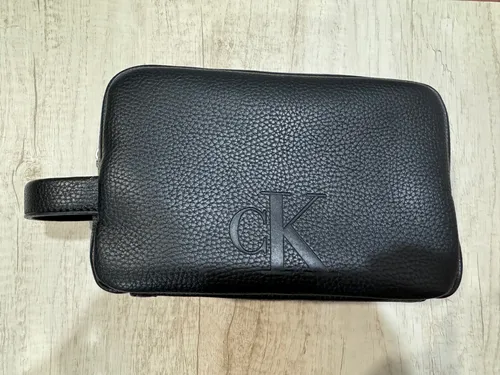 Sobaquera calvin klein para hombre sale